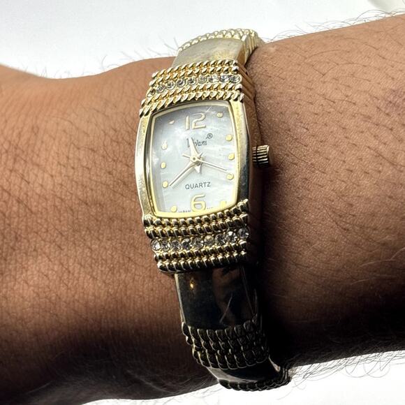 Vivani Gold Watch - Picture 1 of 3